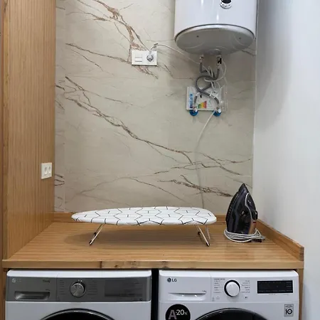 Comfy Flat 4p Full Equiped 아파트 *